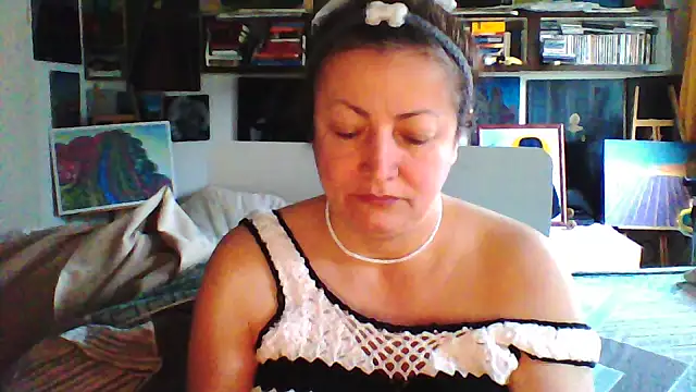 MariaAnaSunshine online show from February 10, 2026, 9:24 am