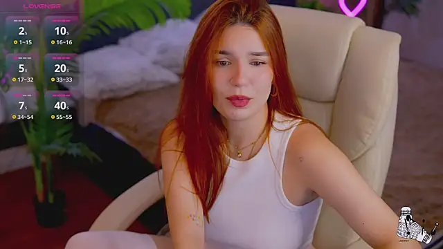 RedShinee online show from September 29, 2025, 12:32 pm