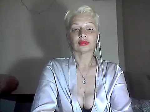 Snapshot of MaryJane441 chatting on May 16, 2026, 7:45 pm MaryJane441 online show from May 16, 2026, 7:45 pm