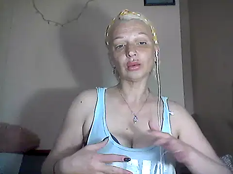 Snapshot of MaryJane441 chatting on May 21, 2026, 8:54 am MaryJane441 online show from May 21, 2026, 8:54 am