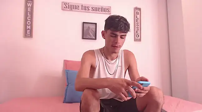 harrytomson 1 online show from December 5, 2024, 5:48 am