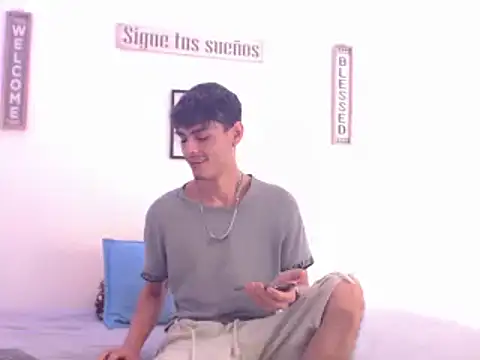 harrytomson 1 online show from December 29, 2024, 7:00 pm