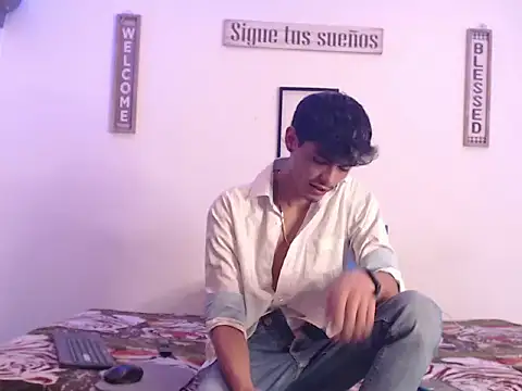 harrytomson 1 online show from January 21, 2025, 10:30 pm