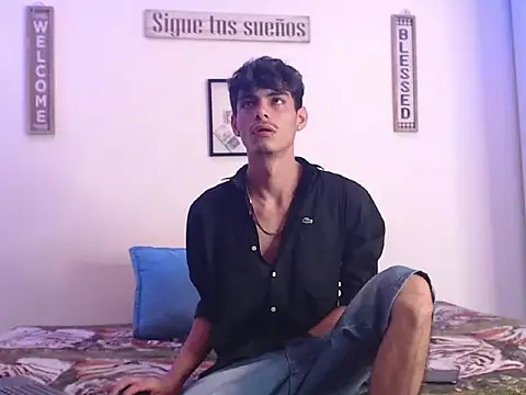 harrytomson 1 online show from January 26, 2025, 4:30 am