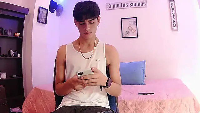 harrytomson 1 online show from September 14, 2025, 8:30 pm