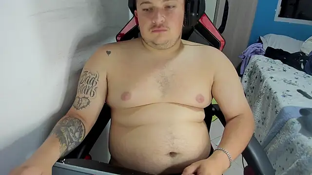 AndresChuboi online show from February 17, 2026, 1:57 am