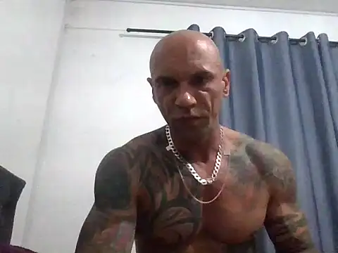 Snapshot of Arc8njoblack chatting on November 4, 2025, 6:23 am Arc8njoblack online show from November 4, 2025, 6:23 am