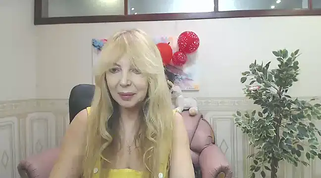 Anna Diax online show from February 19, 2025, 4:00 pm