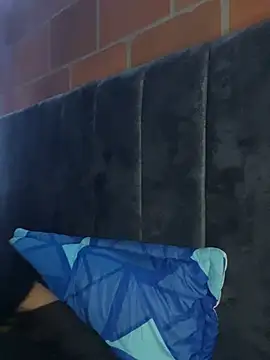 RoxyRoss  online show from January 17, 2025, 2:08 am