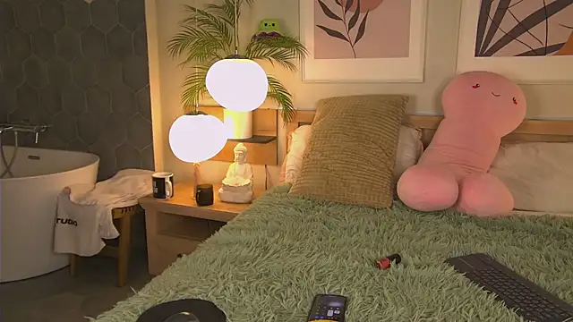 Snapshot of AshleyDouglas chatting on February 10, 2025, 6:09 am AshleyDouglas online show from February 10, 2025, 6:09 am