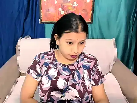 kendracox21 online show from April 18, 2026, 3:21 am