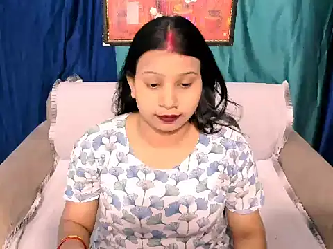 kendracox21 online show from April 19, 2026, 4:01 am