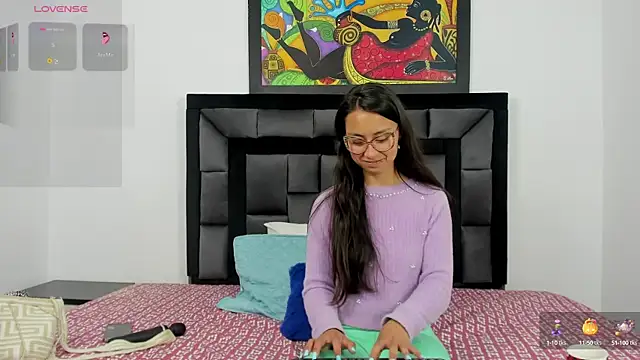 Snapshot of tatiana_valencia chatting on January 4, 2025, 12:59 pm tatiana valencia online show from January 4, 2025, 12:59 pm