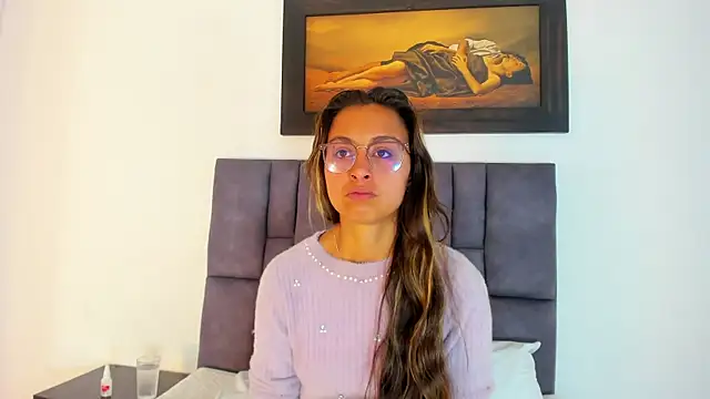 Snapshot of tatiana_valencia chatting on May 6, 2026, 12:32 pm tatiana valencia online show from May 6, 2026, 12:32 pm