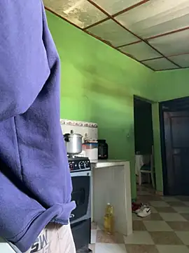 Snapshot of Alphadavid_23 chatting on February 19, 2025, 2:23 pm Alphadavid 23 online show from February 19, 2025, 2:23 pm