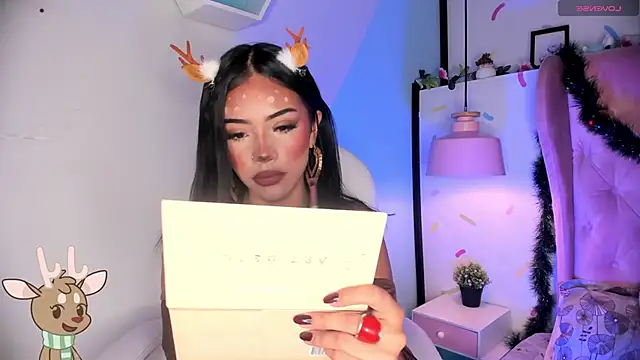 Giovanna oliveira online show from December 30, 2024, 4:53 am