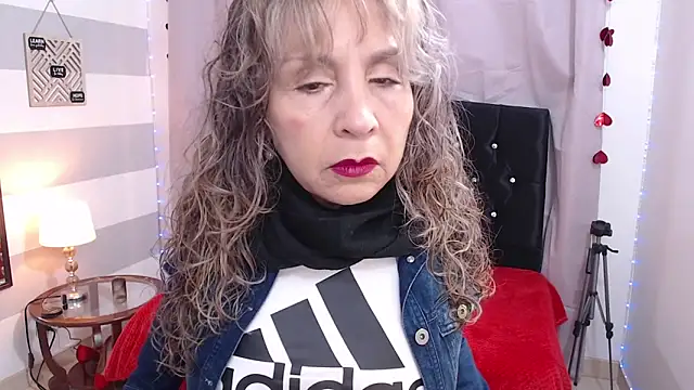 Afrodita sg online show from May 30, 2026, 2:14 pm
