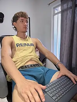 cristofer 988 online show from March 26, 2026, 8:58 pm