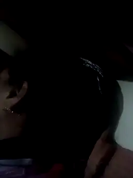 M-POONAM1234 online show from November 13, 2025, 8:19 pm