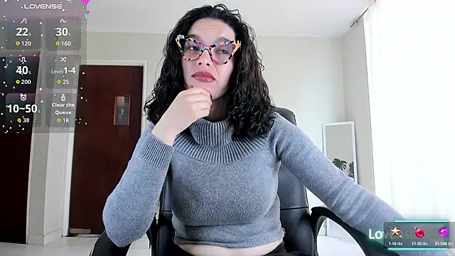 Snapshot of paulinabarnett- chatting on June 26, 2026, 3:05 pm paulinabarnett- online show from June 26, 2026, 3:05 pm