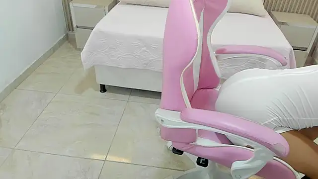 Hanaa latif online show from January 24, 2025, 2:08 pm