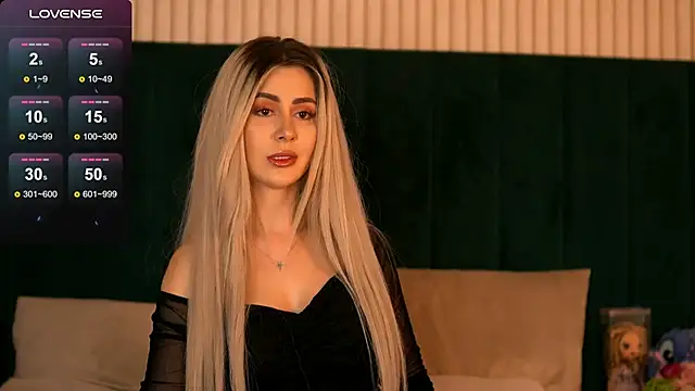 Kylie Benton online show from March 8, 2025, 11:18 pm