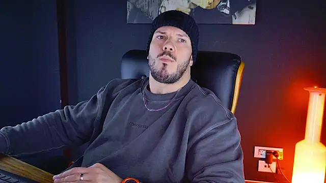 AngeloEric online show from January 27, 2025, 2:35 pm