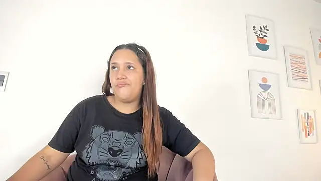 aprill21  online show from February 26, 2025, 1:52 pm