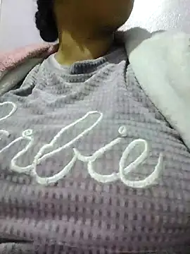 Snapshot of jijijoudia chatting on December 7, 2024, 6:15 pm jijijoudia online show from December 7, 2024, 6:15 pm