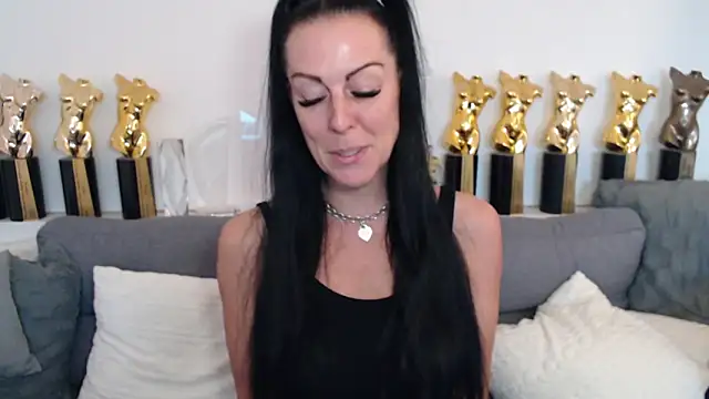 Snapshot of Texas_Patti chatting on December 21, 2024, 9:44 am Texas Patti online show from December 21, 2024, 9:44 am