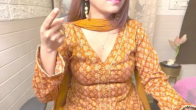 Your Sassy Goddess online show from March 19, 2025, 7:49 pm