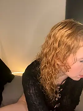 alt cutie online show from September 11, 2025, 5:46 pm