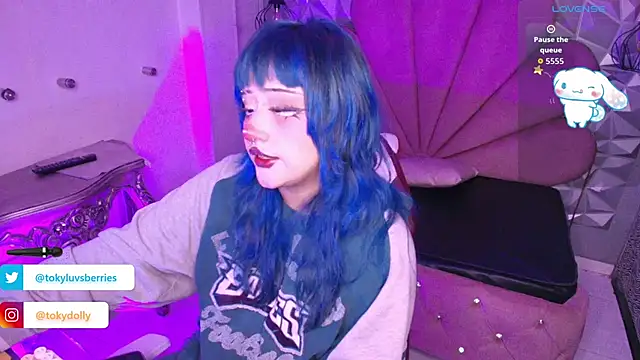 toky doll online show from September 21, 2025, 10:11 pm