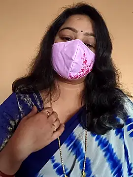 neelu-hoty online show from January 26, 2025, 7:32 am