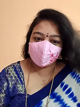 neelu-hoty online show from February 25, 2025, 2:11 pm