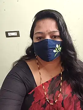 neelu-hoty online show from March 31, 2026, 5:02 pm