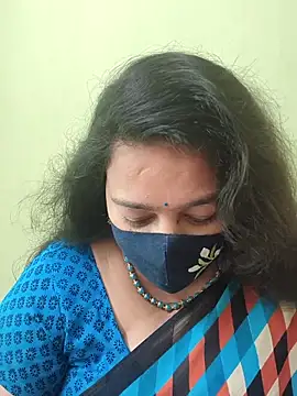 Snapshot of neelu-hoty chatting on May 17, 2026, 11:06 am neelu-hoty online show from May 17, 2026, 11:06 am