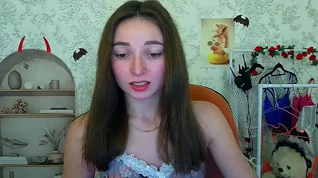  Barbie Kiss  online show from October 26, 2025, 3:18 pm