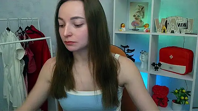  Barbie Kiss  online show from February 25, 2026, 10:03 am