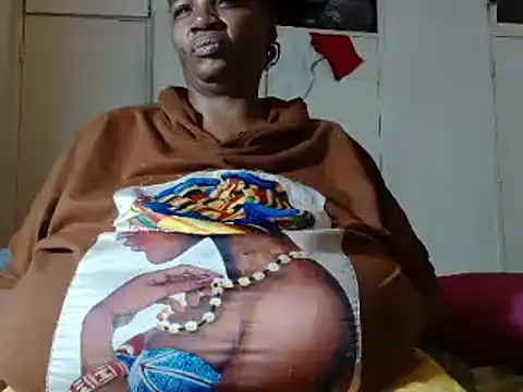 Snapshot of tinagiant chatting on January 18, 2025, 5:37 pm tinagiant online show from January 18, 2025, 5:37 pm