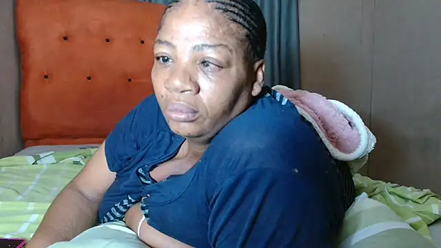 Snapshot of tinagiant chatting on March 22, 2026, 2:26 am tinagiant online show from March 22, 2026, 2:26 am