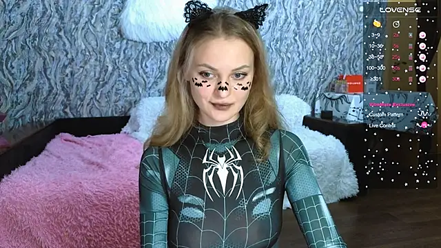 Elfanna online show from October 31, 2025, 9:38 pm