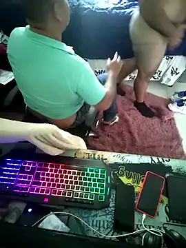 siatodo02 online show from February 27, 2025, 3:15 pm