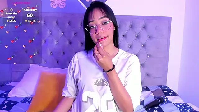 AriannaDavis online show from February 28, 2025, 8:28 pm