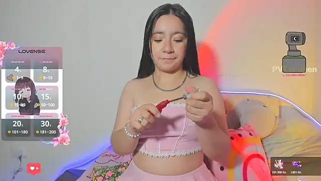 Snapshot of litle_mily_ chatting on November 6, 2025, 8:54 pm litle mily online show from November 6, 2025, 8:54 pm