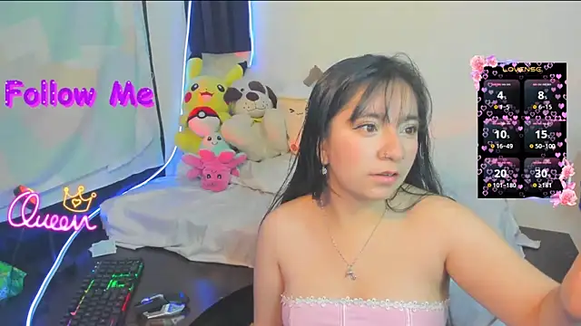 Snapshot of litle_mily_ chatting on March 31, 2026, 9:59 pm litle mily online show from March 31, 2026, 9:59 pm