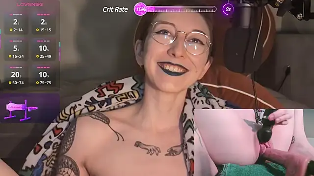 lovelylucyy online show from March 19, 2025, 4:14 am