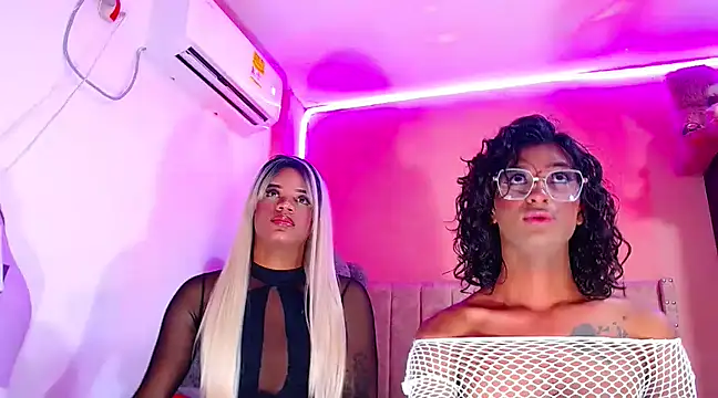 vanessa nauthygirls online show from February 17, 2025, 6:26 pm