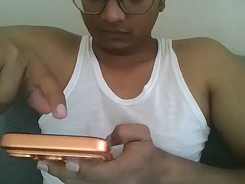 Snapshot of darshan_guj chatting on April 14, 2026, 4:29 am darshan guj online show from April 14, 2026, 4:29 am