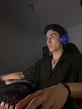 gojo satoru 18 online show from December 2, 2025, 3:12 am